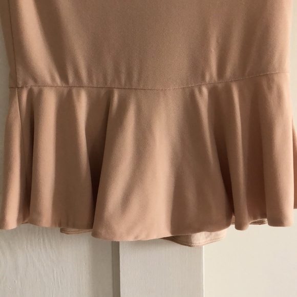 Alice and Olivia Cream Nude/Tan Peplum Short Sleeve Blouse - Picture 5 of 9